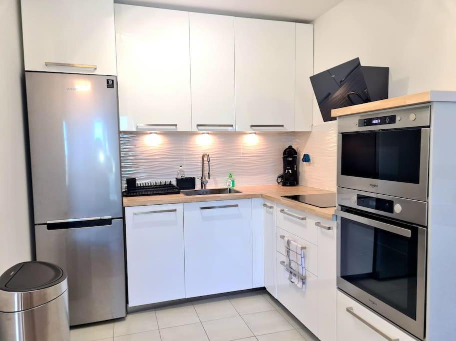 ***Suite Parklane* 5Min Disney & Shopping * New*** سيري المظهر الخارجي الصورة